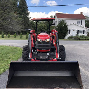 Tracteur à roues d'occasion Massey Ferguson 4707 2023, moteur 75 CV avec pompe à engrenages et boîte de vitesses pour les fermes - Product Image 1