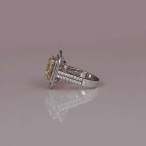 Dernière conception personnalisée jaune coussin coupe laboratoire diamant cultivé 18KT bijoux en or blanc massif IGI certifié Bling bague de fiançailles pour - Product Image 2