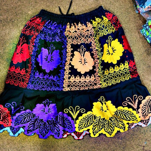 Hawaii Wear bordir diproduksi oleh Pakistan harga rendah kualitas tinggi katun wanita kasual Polynesian rok bordir wanita.