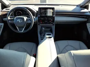 Toyota Avalon Hybrid XLE 2022 - Product Image 2
