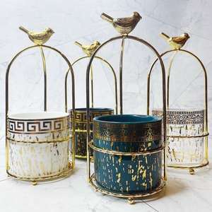 Juego de 3 portavelas de diseño antiguo hecho a mano de oro puro con base de madera y 3 soportes dorados a muy buen precio - Product Image 6