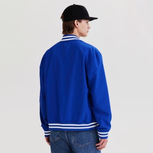 Nouveau style de blouson d'aviateur sportif unisexe léger à col montant hiver nouvelle mode OEM service tissu extérieur - Product Image 3