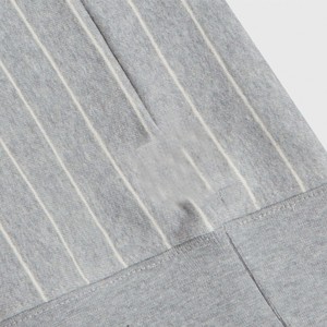 Cuello redondo a rayas de alta calidad para hombres y mujeres Cómodo y elegante Perfecto para uso informal y uso diario - Product Image 4