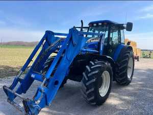 Machinerie agricole de tracteur Holland neuf et d'occasion du meilleur fournisseur avec chargeur et équipement agricole disponible à la vente - Product Image 5