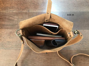 Bolso bandolera informal de cuero marrón Vintage de lujo de diseñador de moda, bolso de mensajero, viaje de oficina y negocios - Product Image 4