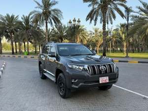 Meilleure offre Prado VX |   SUV à conduite à droite |   Véhicule tout-terrain de luxe 4x4 |   Prêt à l'exportation - Product Image 3