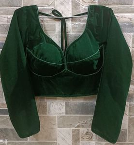 เสื้อผ้าสำเร็จรูปผ้ากำมะหยี่สำหรับผู้หญิง ตัดเย็บอย่างดี สีสวยงาม เหมาะสำหรับงานปาร์ตี้และชุดประจำชาติ - Product Image 1