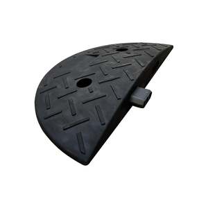แผ่นยางกันกระแทก PVC ขนาด 40 x 20 x 4 ซม. สำหรับความปลอดภัยบนถนน ผลิตจากพลาสติกรีไซเคิล - Product Image 1