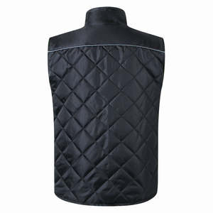 Vêtement de travail haute visibilité, veste de sécurité sans manches avec bande réfléchissante pour les travailleurs du bâtiment et les travailleurs en extérieur - Product Image 6