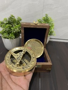 Nouveau cadran solaire en laiton maritime boussole en laiton nautique dans une boîte en bois à la main pointant promotion cadeau entreprise personnalisé - Product Image 5