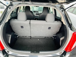 TOYOTA YARIS 1.33 TR d'occasion 2011, conduite à gauche/droite - Product Image 4