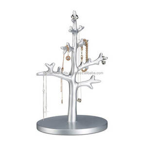 Soporte de exhibición de joyería de metal con acabado dorado perfecto para exhibir joyería personalizada y embalaje OEM EN LA India al mejor precio - Product Image 3