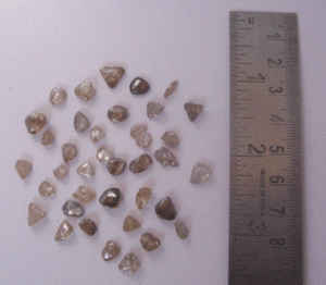 Diamant naturel brun clair brut, clarté VS2, excellente et bonne taille, certifié par l'IGI - Product Image 1