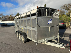 Remorque agricole de qualité supérieure à trois essieux de 14 pieds pour bétail, prix usine, remorque tractée par tracteur pour matériel agricole destiné à l'exportation - Product Image 3