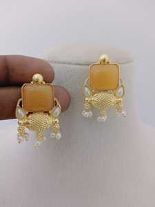 Conjunto de pendientes de gota de Esmeralda cuadrada de diseño único de Royal Stone Moda rica y elegante para niñas y mujeres - Product Image 3