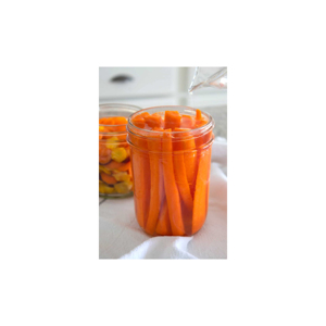 Carottes marinées infusées au miel doux et épicé avec flocons de piment rouge Délicieux cornichons - Product Image 3