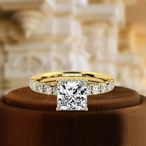Bague de fiançailles en diamant de laboratoire taille princesse 1CT, halo caché, certifiée IGI, or jaune 14 carats, demi-pavé, bague de mariage - Product Image 1