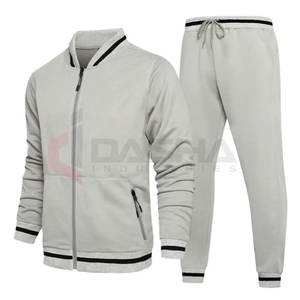 Chándales de algodón OEM 100% para hombre, conjuntos de Jogger de invierno para adultos con Sudadera con capucha, pantalón de retazos, chándal con estampado de joggers apilados de talla grande - Product Image 1