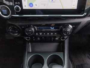 La Mejor Camioneta Toyota Hilux DC SRS 2.4 MT Usada - Product Image 6