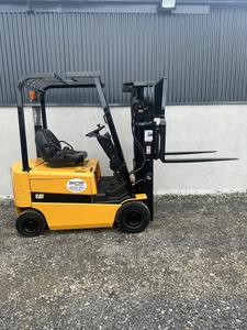 Chariot élévateur diesel Heli EP18, siège conducteur, nouveau moteur à essence, 4 roues motrices, capacité de charge de 1800 kg, garantie de 2 ans, entrepôt, fourche de 1070 mm - Product Image 4