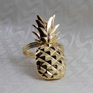 Decorative <b>Table</b> Napkin Ring For Wedding Banquet Party Dinner Occasions Premium quality Semi circle napkin ring for wedding - Product Image 5