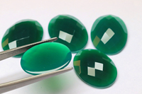 Damier d'onyx vert ovale naturel pierre précieuse à dos plat pierre d'onyx vert taillé en rose pour bijoux disponibles 10x8mm à 20x15mm
