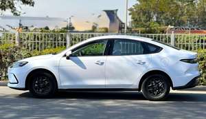 Nouvelle voiture B YD Seal 05 DM-I à transmission automatique 100 - 199 CV - Product Image 3