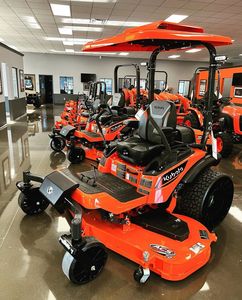 รายละเอียดสินค้า Kubota ZD1611 เครื่องตัดหญ้าแบบ Zero Turn รุ่น Kubota ZD1611 เป็นเครื่องมือดูแลสนามหญ้าระดับมืออาชีพที่ออกแบบมาเพื่อ - Product Image 3