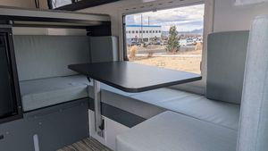 Camper de camionnette indépendant à coque rigide, mini 4x4 tout-terrain, léger, en aluminium, avec lit coulissant et toit relevable, capacité 1 tonne, pour l'UE - Product Image 3