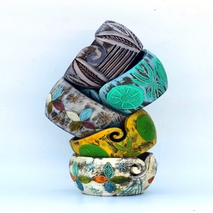 Bol de rangement en fil de bois de palissandre avec trous sculptés et perceuses pour tricoter des accessoires d'art de fil au crochet ou des panneaux muraux - Product Image 1