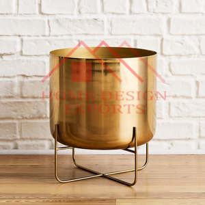 Pots de fleurs dorés jardinière sur socle pour salon - Product Image 6