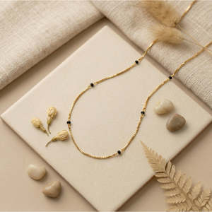 Collier Mangalsutra en or 9 carats avec perle et diamant - Style religieux tendance - Product Image 1