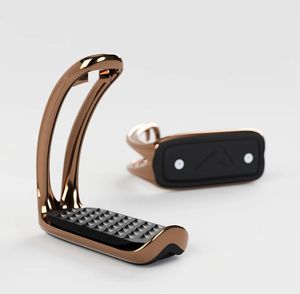 Material sólido Suministros para montar a caballo Offset Flexible Arco Iris Brillo Estribos DE SEGURIDAD Antideslizante Tobillo Protección Ecuestre - Product Image 5