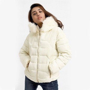 Top moda 100% poliéster burbuja abrigo chaquetas casuales para mujeres al por mayor de alta calidad mujeres corto 2025 recortada chaqueta acolchada - Product Image 2