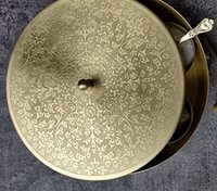 Boîte à épices traditionnelle en laiton avec sept compartiments, boîte à épices en laiton faite à la main avec couvercles pour les épices, fabriquée à la main