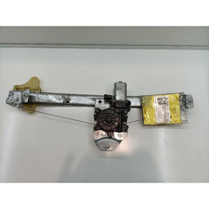 MECCANISMO ALZACRISTALLO ANTERIORE SINISTRO RENAULT Clio Serie IV 807213867R (12>19) - Product Image 1