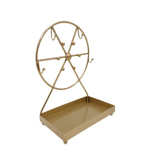 Style classique T Lumière Titulaire Bougeoir Maison Décoratif De Luxe Élégant À La Main Personnalisé Or Couleur Lanterne En Métal Verre - Product Image 3