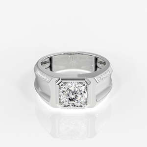 Bague de fiançailles unique pour homme en argent sterling avec diamant moissanite taille portugaise - Product Image 6