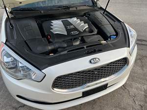 Kia K900 Luxury 2015 Usado, Sin Reserva, Sedán de Lujo Kia Raro, V8 de 420 hp, Paquete VIP, Propiedad del Sur - Product Image 6