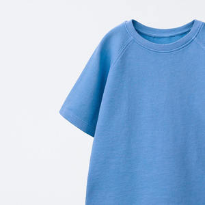 Ensemble de vêtements d'été pour enfants 2025-Ensemble double décontracté et uni-Ensemble deux pièces à manches courtes et shorts tendance avec logo personnalisé - Product Image 5