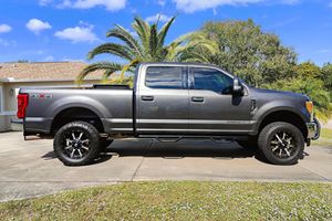 รถขายดีที่สุดปี 2017 F250 SUPER DUTY XLT 4X4 สภาพสมบูรณ์ ใช้งานได้ดีเยี่ยม สะอาด ดีเยี่ยม พร้อมข้อเสนอที่ดีที่สุด ตัวเลือกพรีเมียม พร้อมส่งออก - Product Image 5