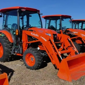 รถแทรกเตอร์ Kubota M62 TLB แบบเต็มคัน - Product Image 2