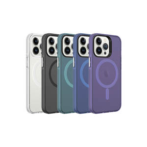 Étui rigide transparent givré Premium Deep Purple C-Pro Edition compatible MagSafe pour iPhone 13 Pro, design anti-traces de doigts - Product Image 2