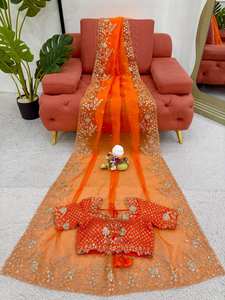 Sari de designer en soie organza lourde de Bollywood, élégant, avec broderie de fils et de paillettes, pour les fêtes, les mariages, les tenues de soirée chics - Product Image 5
