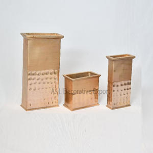 Vase à fleurs de table décoratif poli à la main en aluminium moulé pour la décoration de la maison Vases à fleurs de centre de table très vendus - Product Image 4