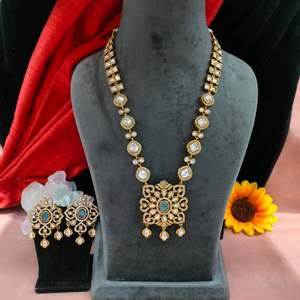 Conjunto de collar largo de circón victoriano que cubre con gracia alrededor del cuello que ofrece un atractivo real y atemporal perfecto para todas las ocasiones - Product Image 3