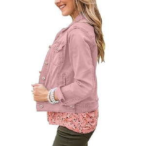 Nueva llegada Chaquetas de mezclilla para mujer Abrigo de mezclilla abotonado Chaqueta de mezclilla de gran tamaño para damas del proveedor BD - Product Image 4