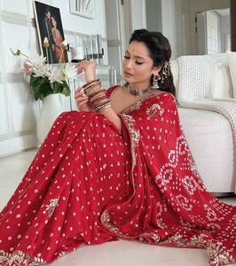 ผ้าไหมกากีแบบดั้งเดิม ลายบันดานี พร้อมงานปักกอต้าปาตติทำมือ ผ้าส่าหรีแบบดั้งเดิมที่สมบูรณ์แบบสำหรับงานแต่งงาน งานเทศกาล และงานเลี้ยง - Product Image 3