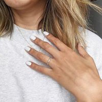 Gümüş Band yüzükler kadınlar için kızlar basit nişan düğün Band boyutu 4 ila 12 genişlik 2mm/3mm/5mm hediye kutusu ile