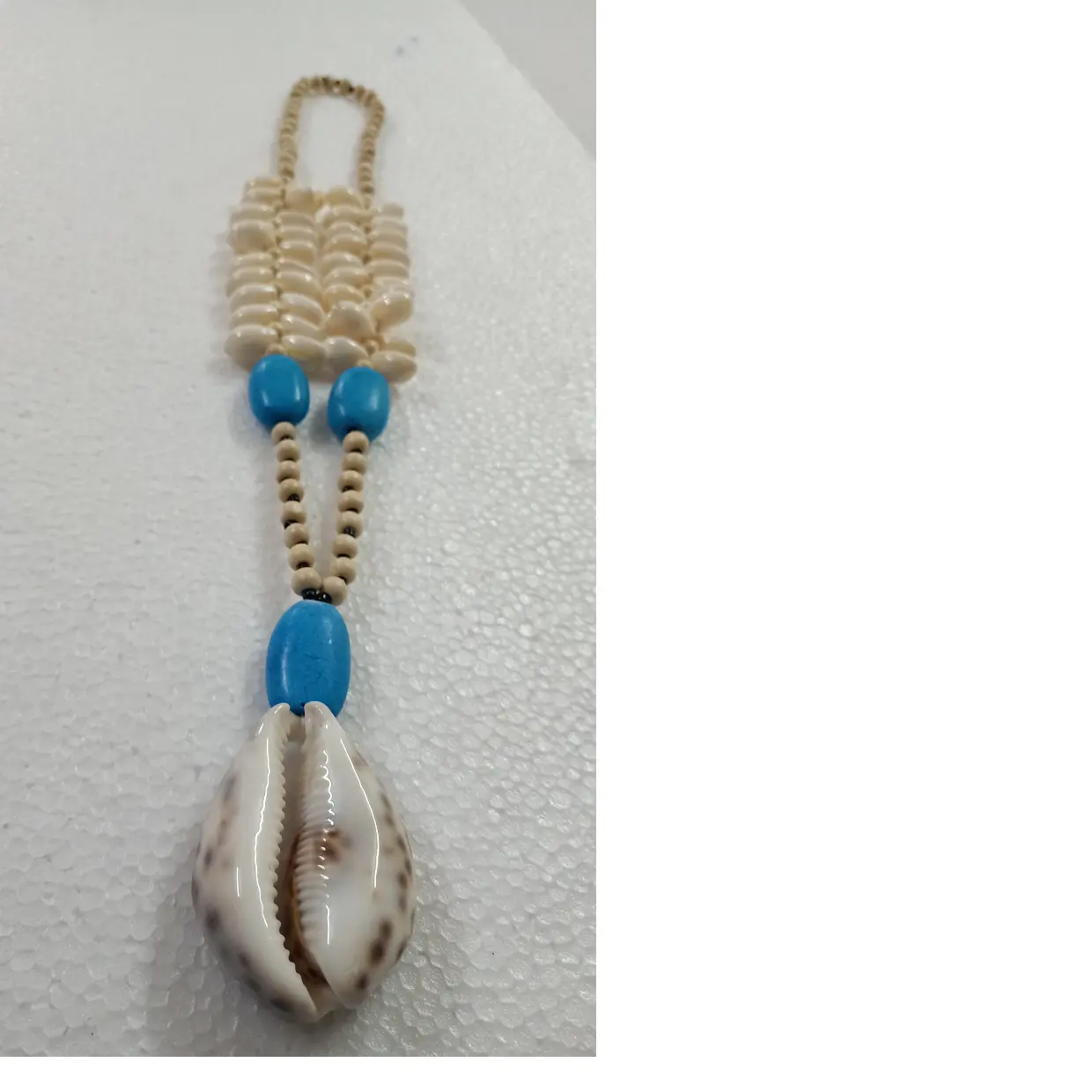 Collares de concha de mar de cauri de tigre natural de gran tamaño hechos a medida con hueso, resina y cuentas de madera ideales para reventa